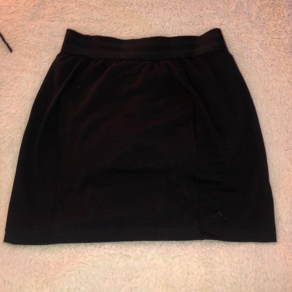 Stretchy Adidas golf skirt